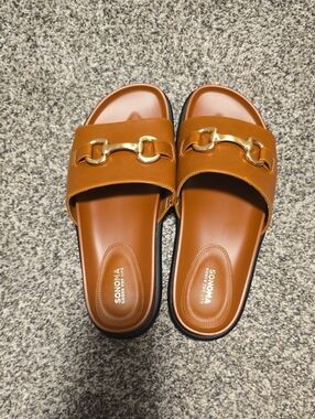 SONOMA Tan Slide Sandals with Gold Horsebit Accent